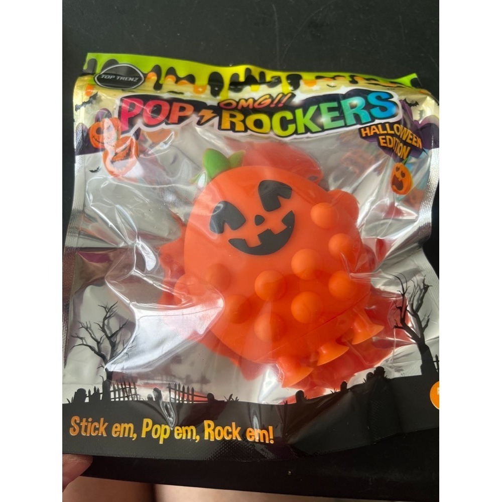 Top Trenz OMG! Pop Rockers Halloween Edition Sensory Fidget Toy Pumpkin
